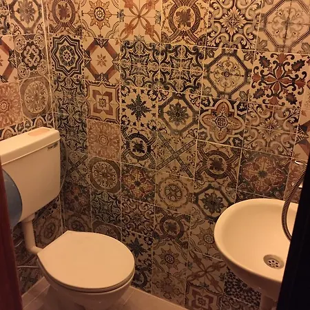 לינה וארוחת בוקר Cappadocian Special House (adults Only)